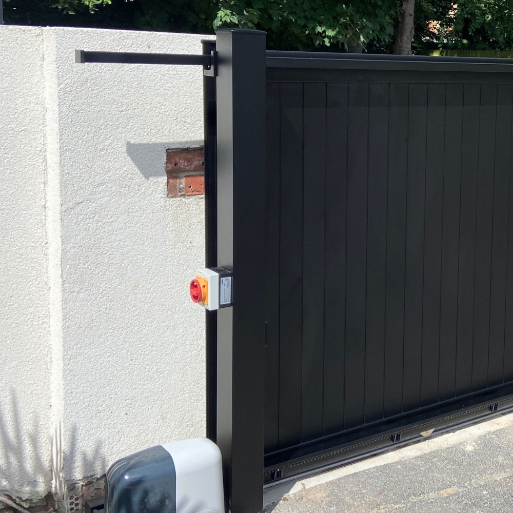 180mm Aluminium Post 2.3m H